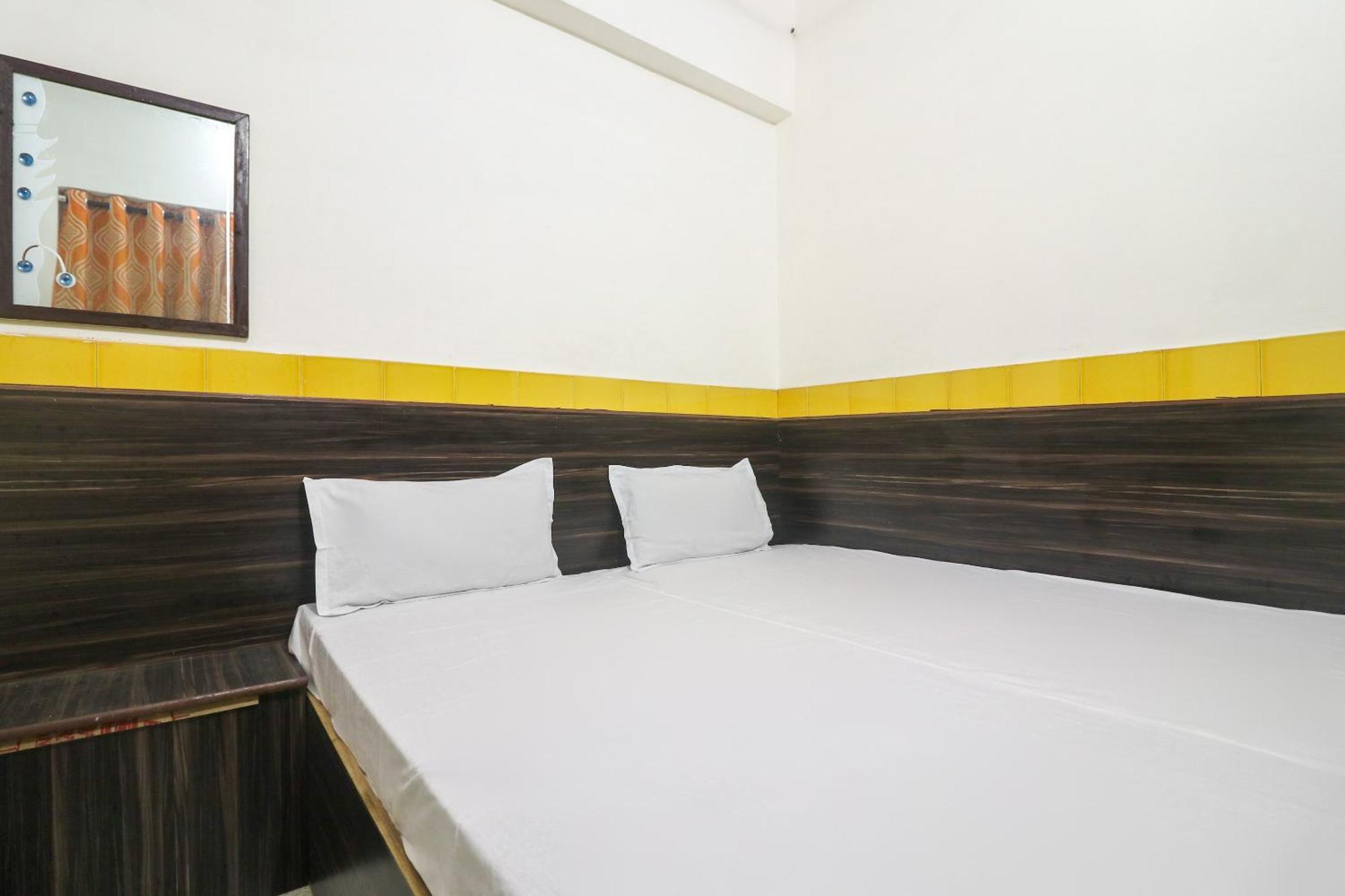 Spot On Hotel Anand Bhawan Alīgarh Eksteriør billede