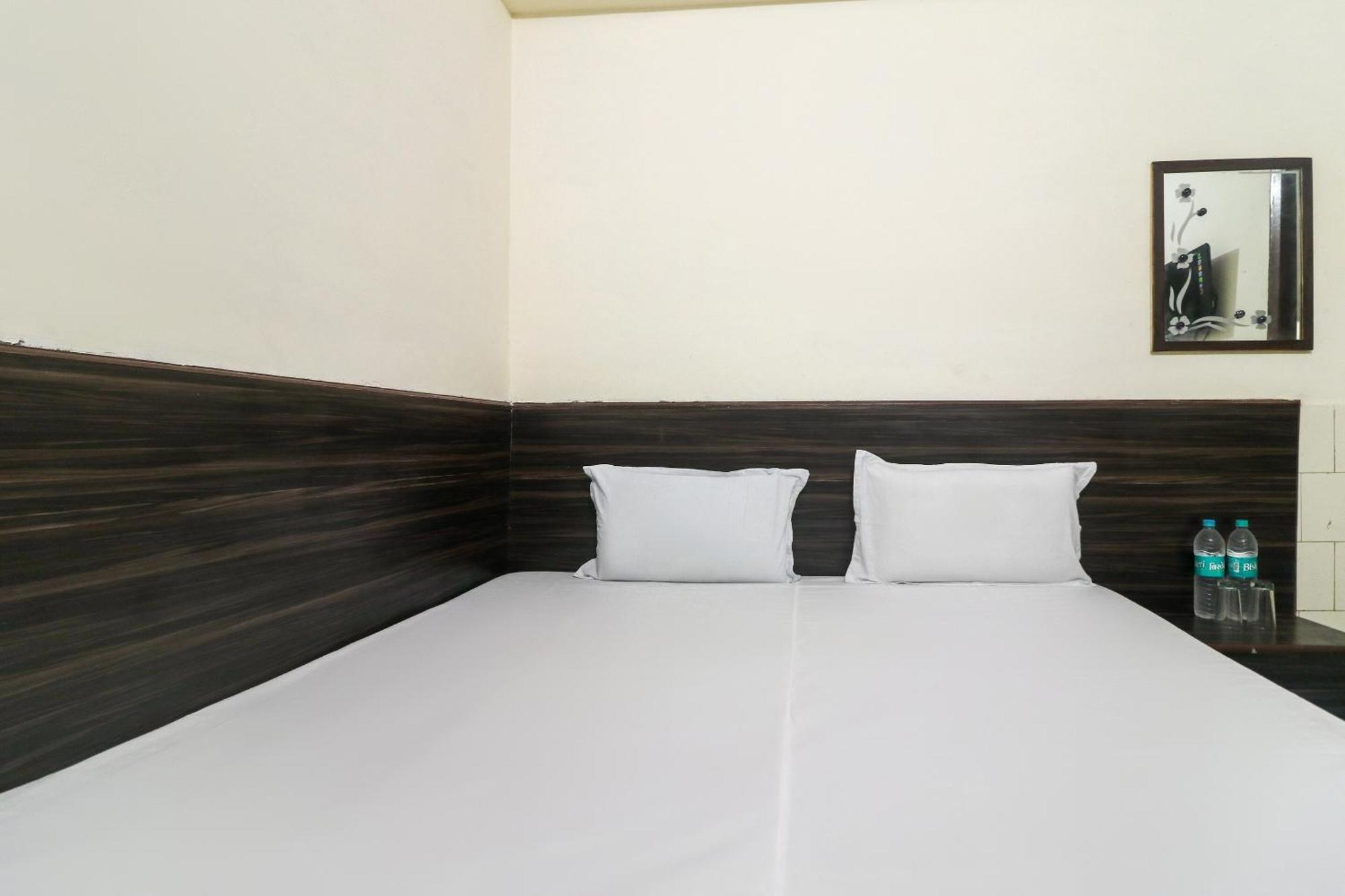 Spot On Hotel Anand Bhawan Alīgarh Eksteriør billede